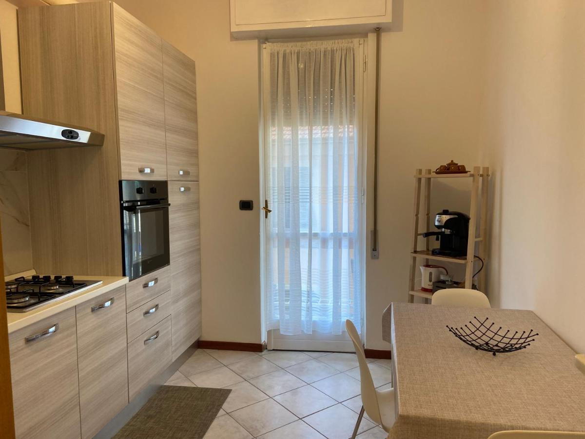 ראפאלו Sunny Apartment With Big Terrace מראה חיצוני תמונה