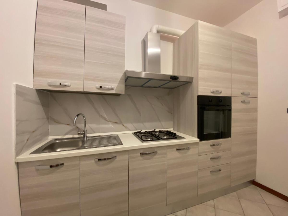 ראפאלו Sunny Apartment With Big Terrace מראה חיצוני תמונה